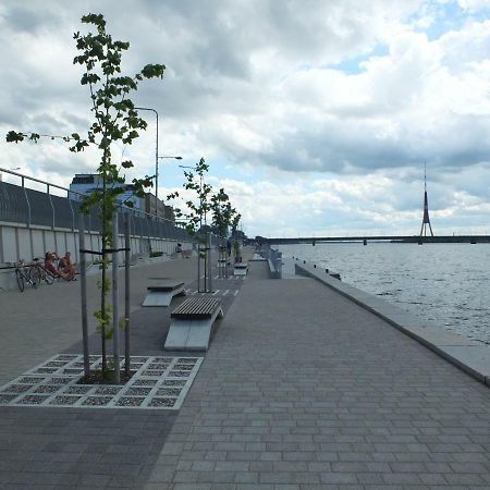 Riverside Promenade Apartment Riga Exterior photo